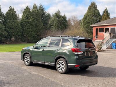 2024 Subaru Forester Premium   - Photo 6 - Portland, OR 97225