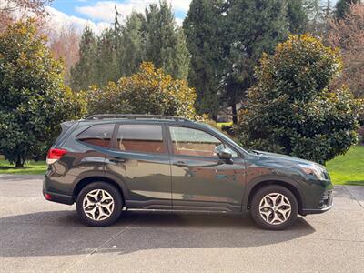 2024 Subaru Forester Premium   - Photo 9 - Portland, OR 97225