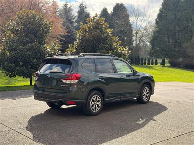 2024 Subaru Forester Premium   - Photo 8 - Portland, OR 97225