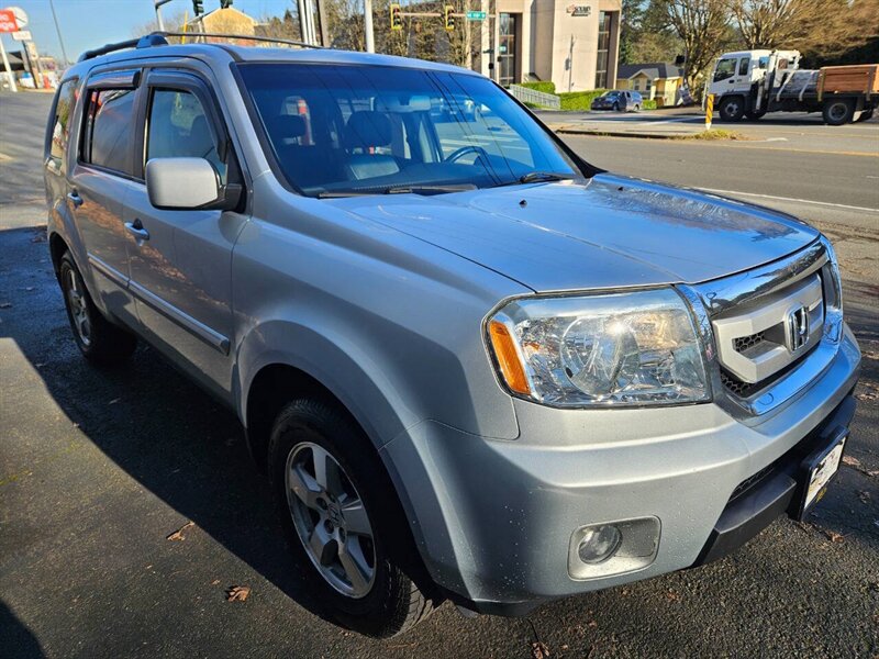 2010 Honda Pilot EX L 4dr SUV - Photo 7 - Seattle, WA 98125