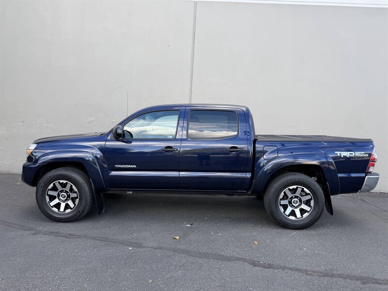 2013 Toyota Tacoma V6 4x4 4dr Double Cab 5.0 ft SB 5A - Photo 3 - Seattle, WA 98125