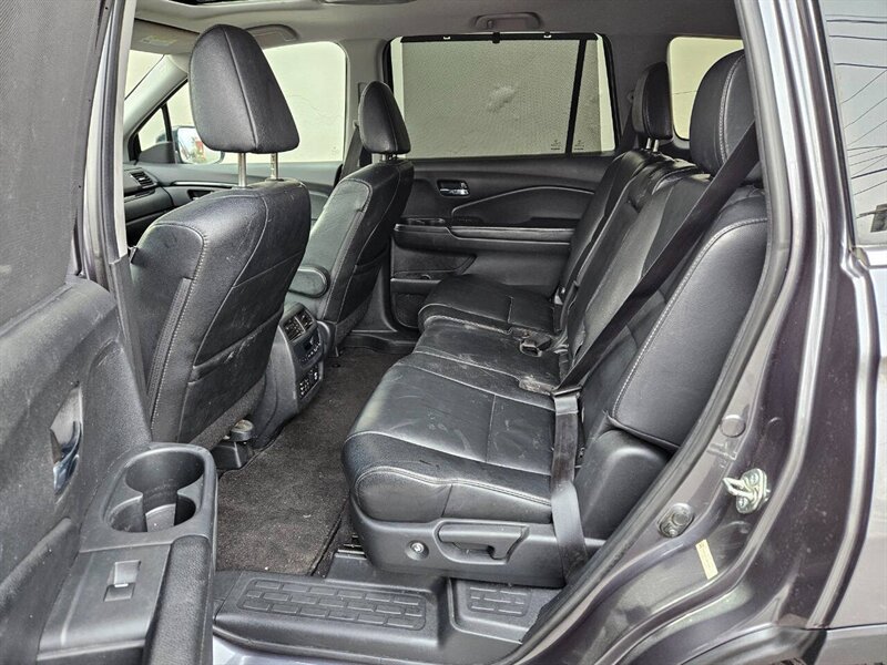 2016 Honda Pilot Touring AWD 4dr SUV - Photo 13 - Seattle, WA 98125
