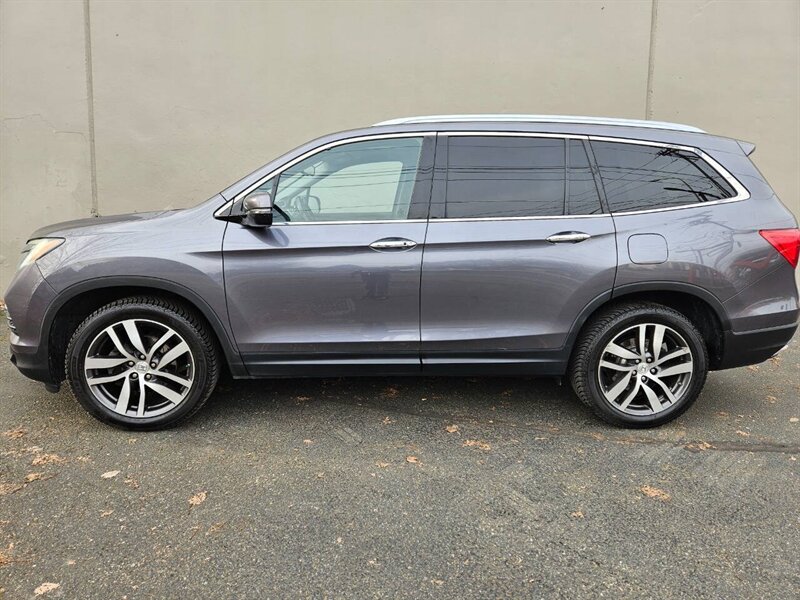 2016 Honda Pilot Touring AWD 4dr SUV - Photo 3 - Seattle, WA 98125
