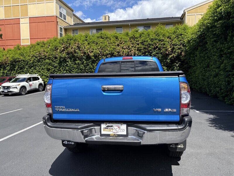2006 Toyota Tacoma V6 4dr Double Cab 4WD (4L 5A) - Photo 8 - Seattle, WA 98125