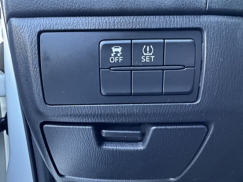 2014 Mazda Mazda6 i Sport - Photo 9 - Seattle, WA 98125