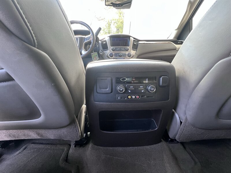 2016 GMC Yukon Denali - Photo 8 - Seattle, WA 98125