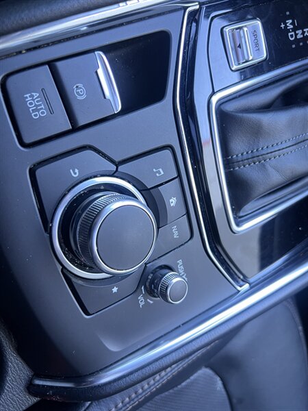 2019 Mazda CX-5 Grand Touring - Photo 16 - Seattle, WA 98125