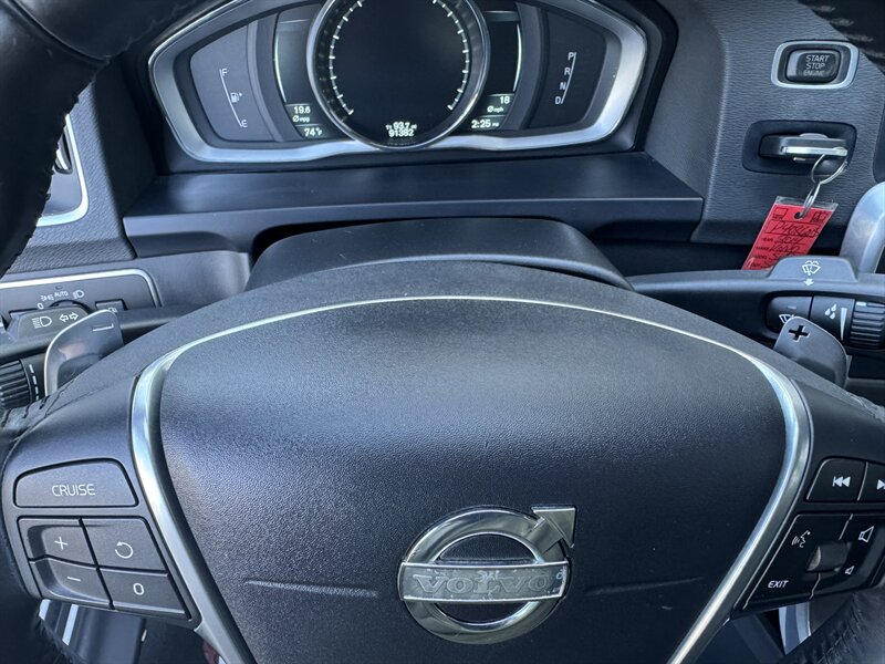 2014 Volvo S60 T5 - Photo 17 - Seattle, WA 98125