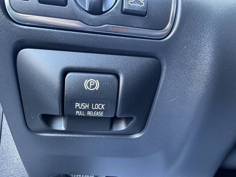 2014 Volvo S60 T5 4dr Sedan - Photo 16 - Seattle, WA 98125