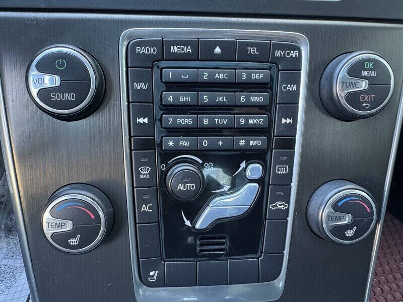 2014 Volvo S60 T5 4dr Sedan - Photo 19 - Seattle, WA 98125