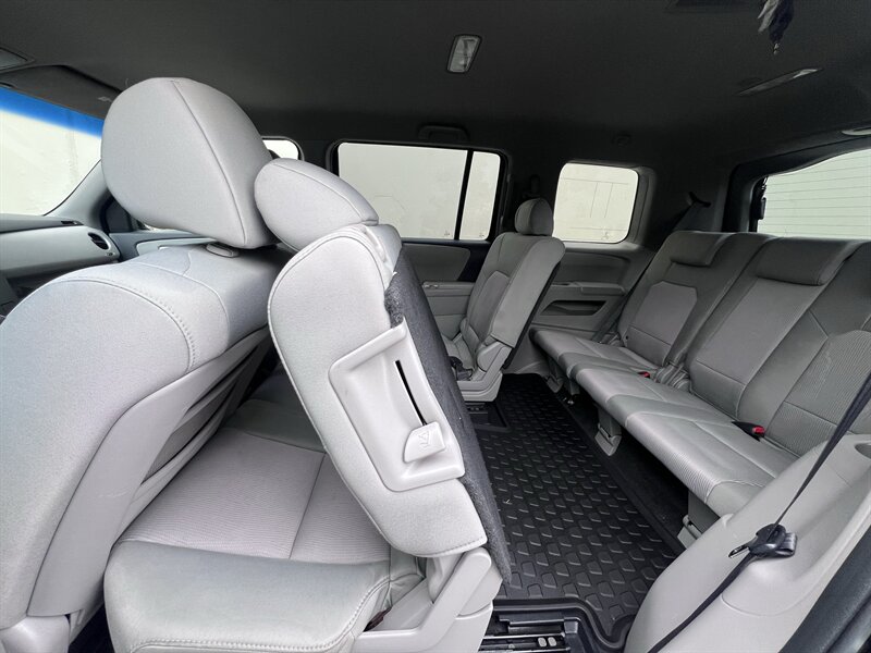 2010 Honda Pilot EX - Photo 13 - Seattle, WA 98125