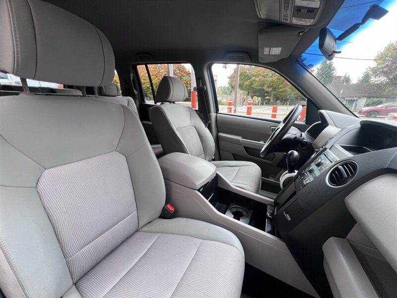 2010 Honda Pilot EX - Photo 20 - Seattle, WA 98125