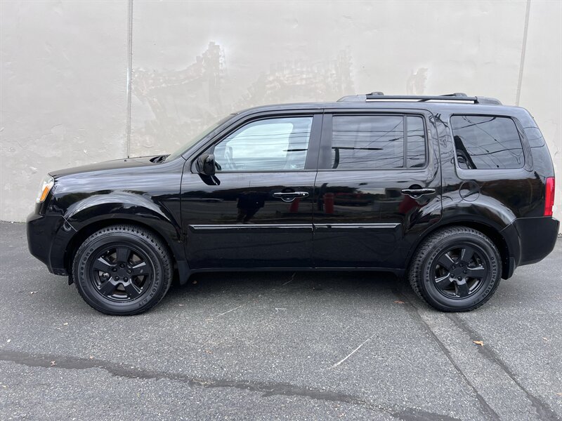 2010 Honda Pilot EX - Photo 2 - Seattle, WA 98125