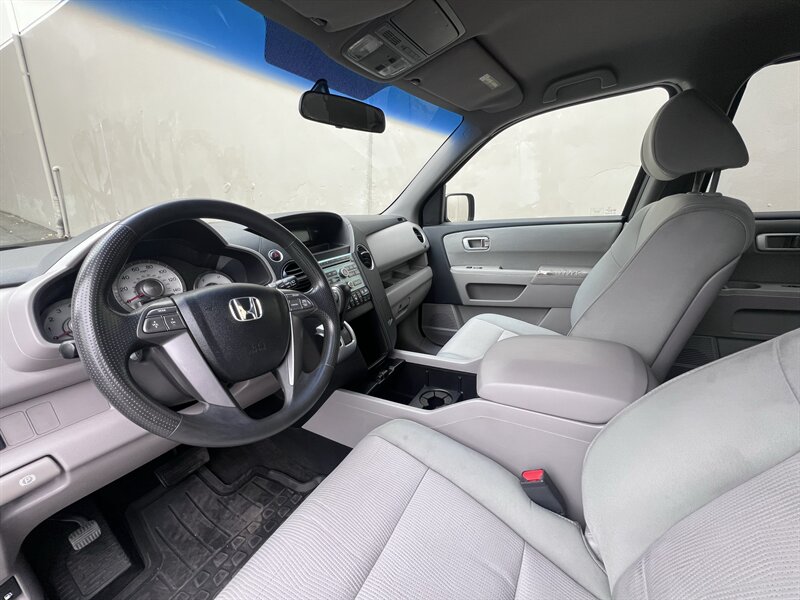 2010 Honda Pilot EX - Photo 18 - Seattle, WA 98125