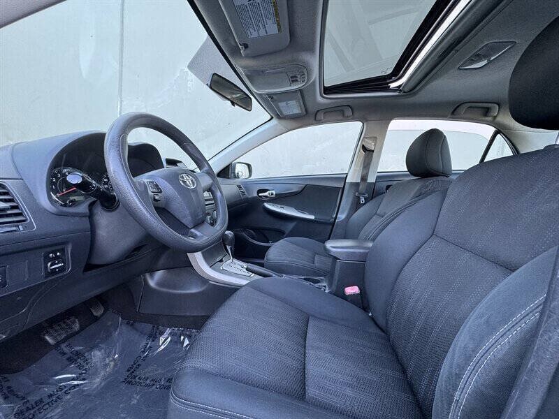 2012 Toyota Corolla L 4dr Sedan 5M - Photo 10 - Seattle, WA 98125