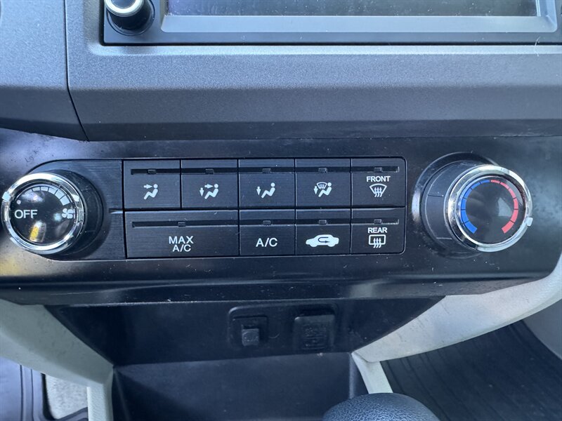 2012 Honda Civic EX - Photo 10 - Seattle, WA 98125