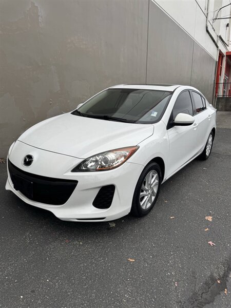 2012 Mazda Mazda3 i Touring 4dr Sedan 5A w/R Production - Photo 2 - Seattle, WA 98125