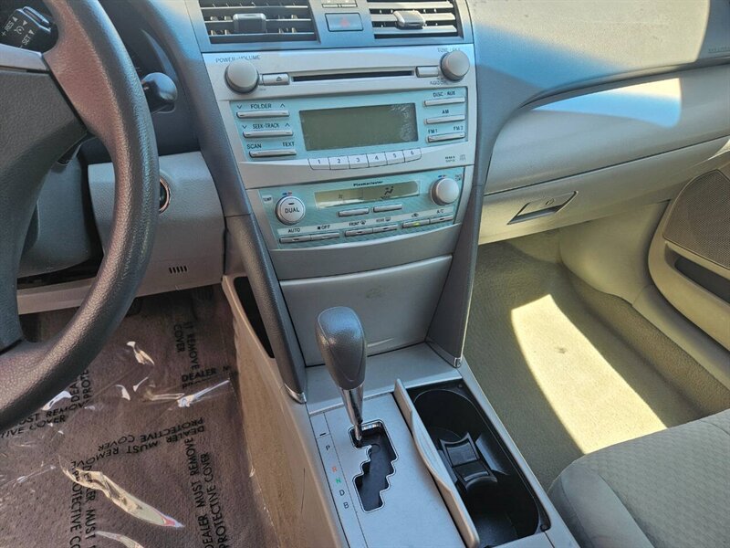 2008 Toyota Camry Hybrid Base 4dr Sedan - Photo 9 - Seattle, WA 98125
