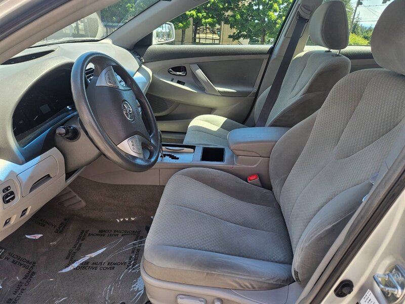 2008 Toyota Camry Hybrid Base 4dr Sedan - Photo 8 - Seattle, WA 98125