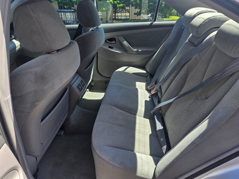 2008 Toyota Camry Hybrid Base 4dr Sedan - Photo 10 - Seattle, WA 98125