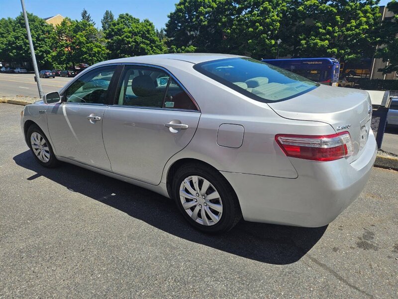2008 Toyota Camry Hybrid Base 4dr Sedan - Photo 3 - Seattle, WA 98125