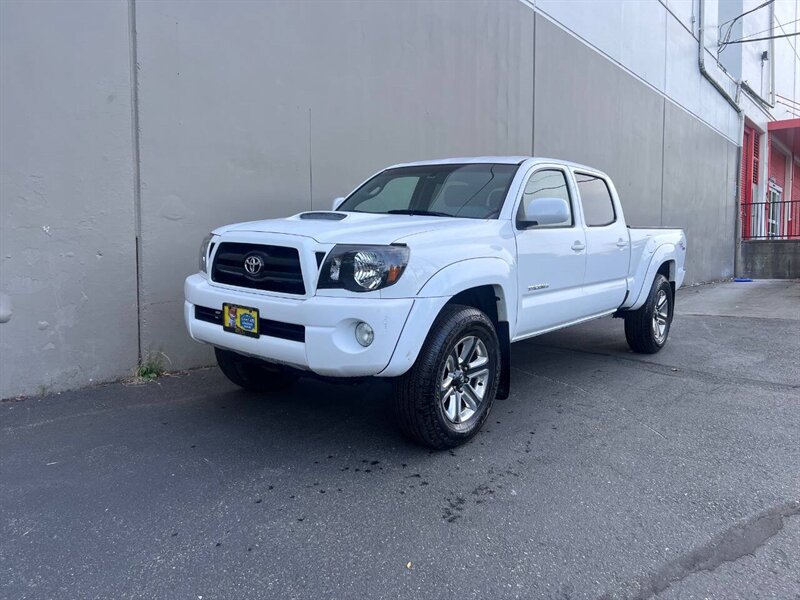 2006 Toyota Tacoma V6 4dr Double Cab 4WD (4L 5A) - Photo 2 - Seattle, WA 98125