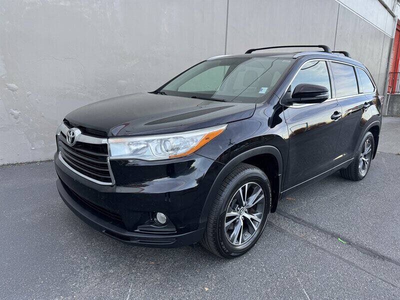 2016 Toyota Highlander