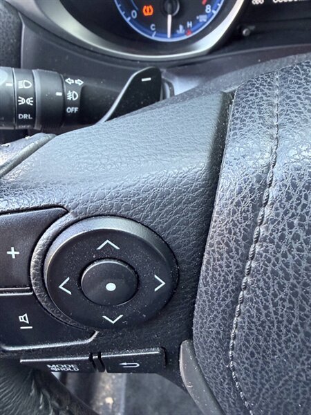 2015 Toyota Corolla S Premium 4dr Sedan - Photo 19 - Seattle, WA 98125