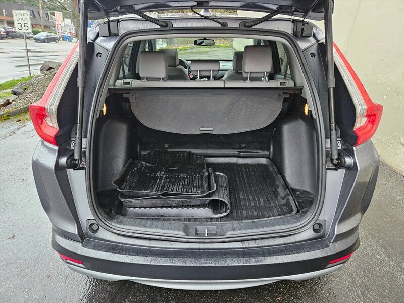 2017 Honda CR-V EX L w/Navi AWD 4dr SUV - Photo 12 - Seattle, WA 98125