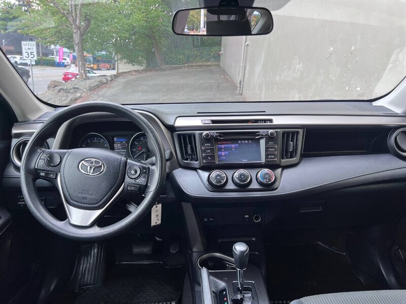 2018 Toyota RAV4 LE AWD 4dr SUV - Photo 10 - Seattle, WA 98125