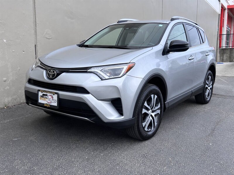 2018 Toyota RAV4 LE AWD 4dr SUV - Photo 2 - Seattle, WA 98125