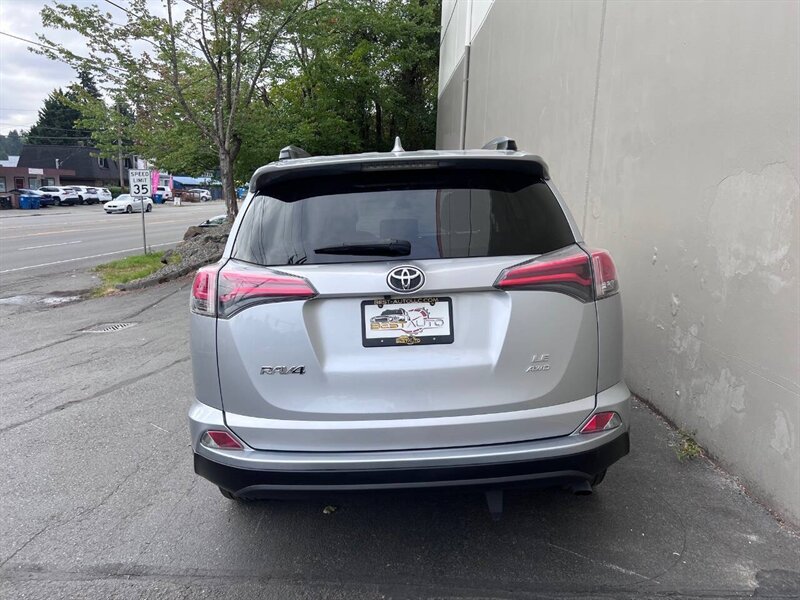 2018 Toyota RAV4 LE AWD 4dr SUV - Photo 5 - Seattle, WA 98125