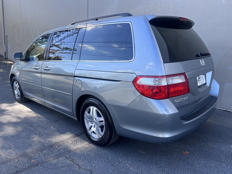 2006 Honda Odyssey EX-L w/DVD - Photo 3 - Seattle, WA 98125