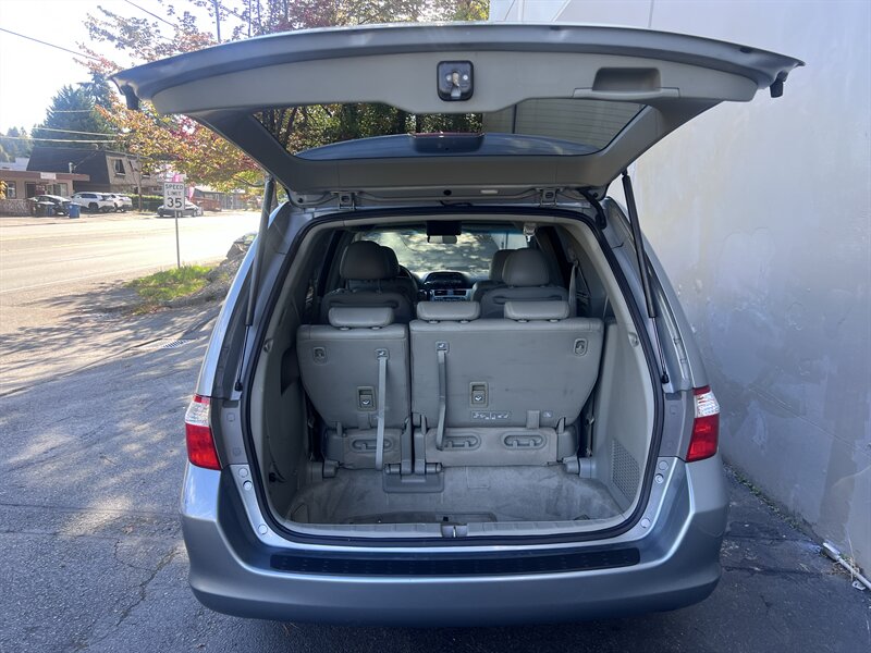 2006 Honda Odyssey EX-L w/DVD - Photo 7 - Seattle, WA 98125