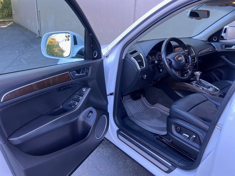 2016 Audi Q5 2.0T quattro Premium Plus AWD 4dr SUV - Photo 11 - Seattle, WA 98125