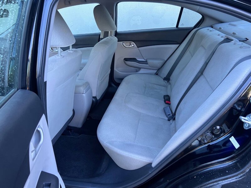 2013 Honda Civic LX 4dr Sedan 5A - Photo 7 - Seattle, WA 98125