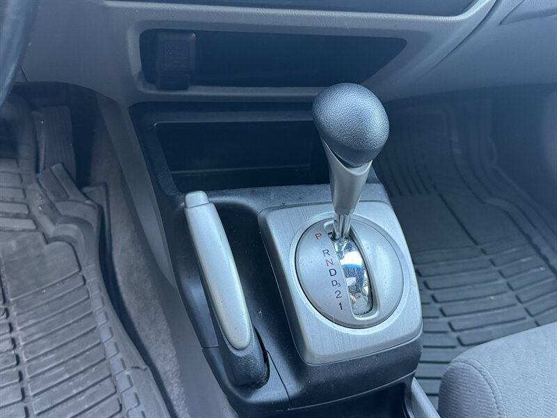 2006 Honda Civic EX - Photo 14 - Seattle, WA 98125