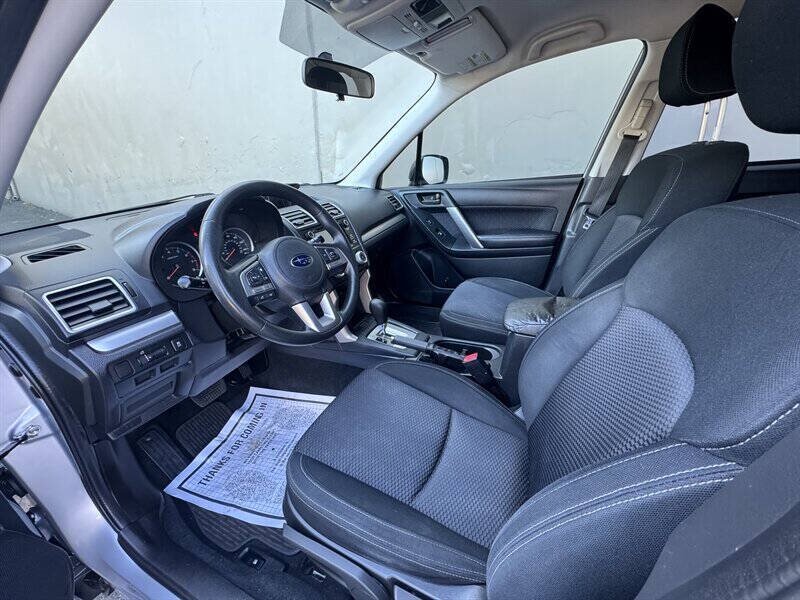 2017 Subaru Forester 2.5i AWD 4dr Crossover CVT - Photo 7 - Seattle, WA 98125