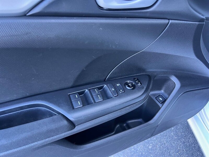 2019 Honda Civic LX 4dr Sedan CVT - Photo 11 - Seattle, WA 98125