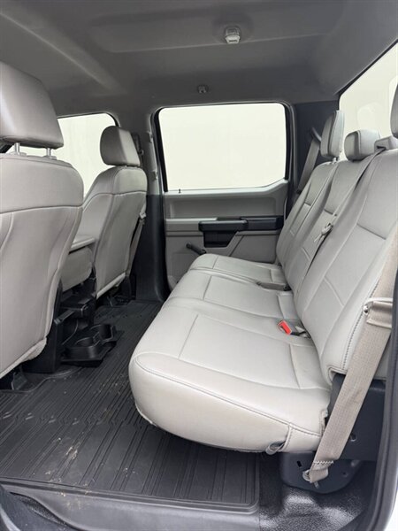 2019 Ford F-350 XLT 4x4 4dr Crew Cab 6.8 ft. SB SRW Pickup - Photo 13 - Seattle, WA 98125