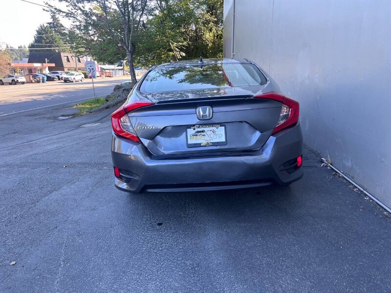 2017 Honda Civic EX T 4dr Sedan CVT - Photo 5 - Seattle, WA 98125