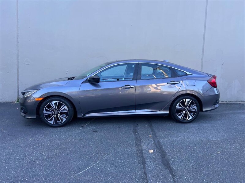 2017 Honda Civic EX T 4dr Sedan CVT - Photo 3 - Seattle, WA 98125