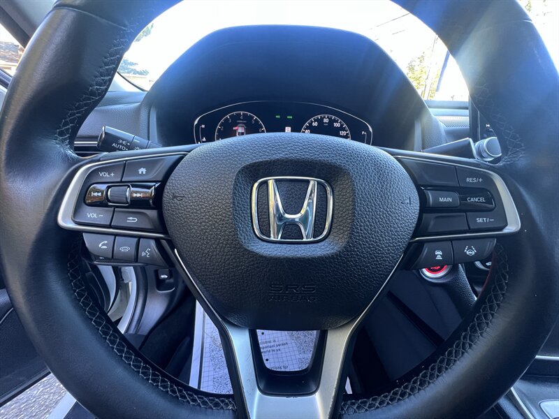 2018 Honda Accord EX-L - Photo 9 - Seattle, WA 98125