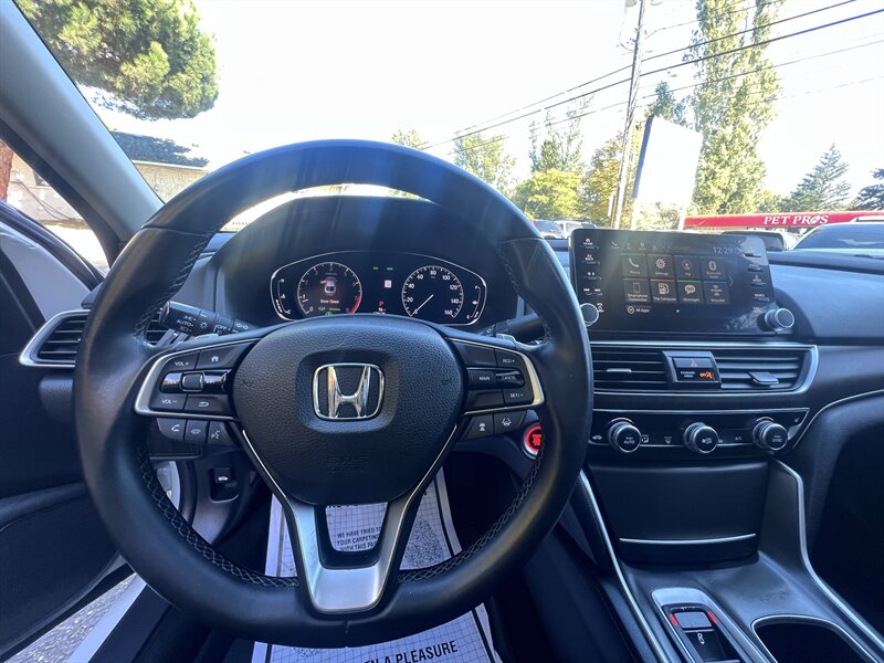 2018 Honda Accord EX-L - Photo 10 - Seattle, WA 98125