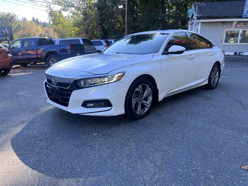 2018 Honda Accord EX-L   - Photo 1 - Seattle, WA 98125