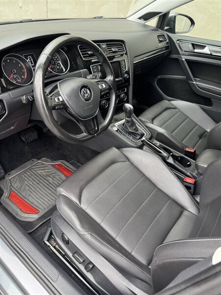 2015 Volkswagen Golf TSI S 4dr Hatchback 6A - Photo 8 - Seattle, WA 98125