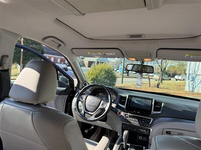 2016 Honda Pilot EX-L w/RES   - Photo 8 - Reidsville, NC 27320