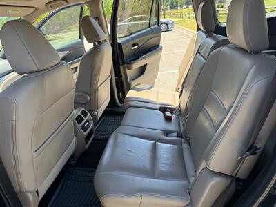 2016 Honda Pilot EX-L   - Photo 8 - Reidsville, NC 27320
