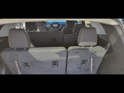 2018 Chevrolet Traverse LS - Photo 15 - Bakersfield, CA 93312