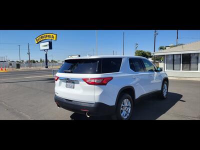2018 Chevrolet Traverse LS - Photo 8 - Bakersfield, CA 93312